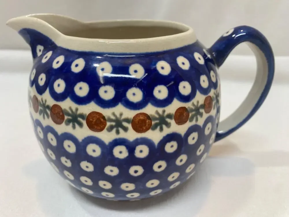 BOLESLAWIEC Polish Pottery - 24 oz Round Pitcher w/Mosquito Pattern